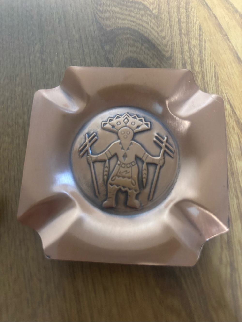 Vintage Babbitt Metal Native American Figural Ashtray – Bronze Tone – 3”